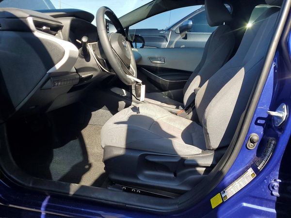 2021 TOYOTA COROLLA