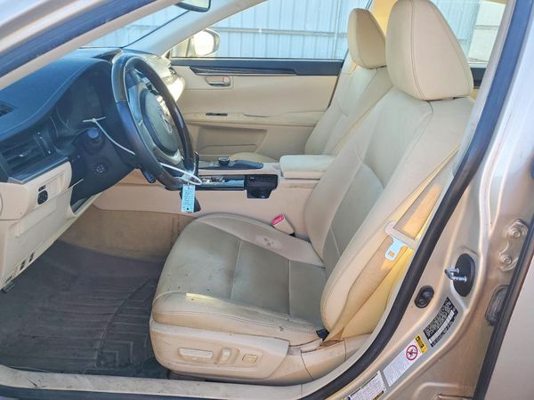 2013 LEXUS ES