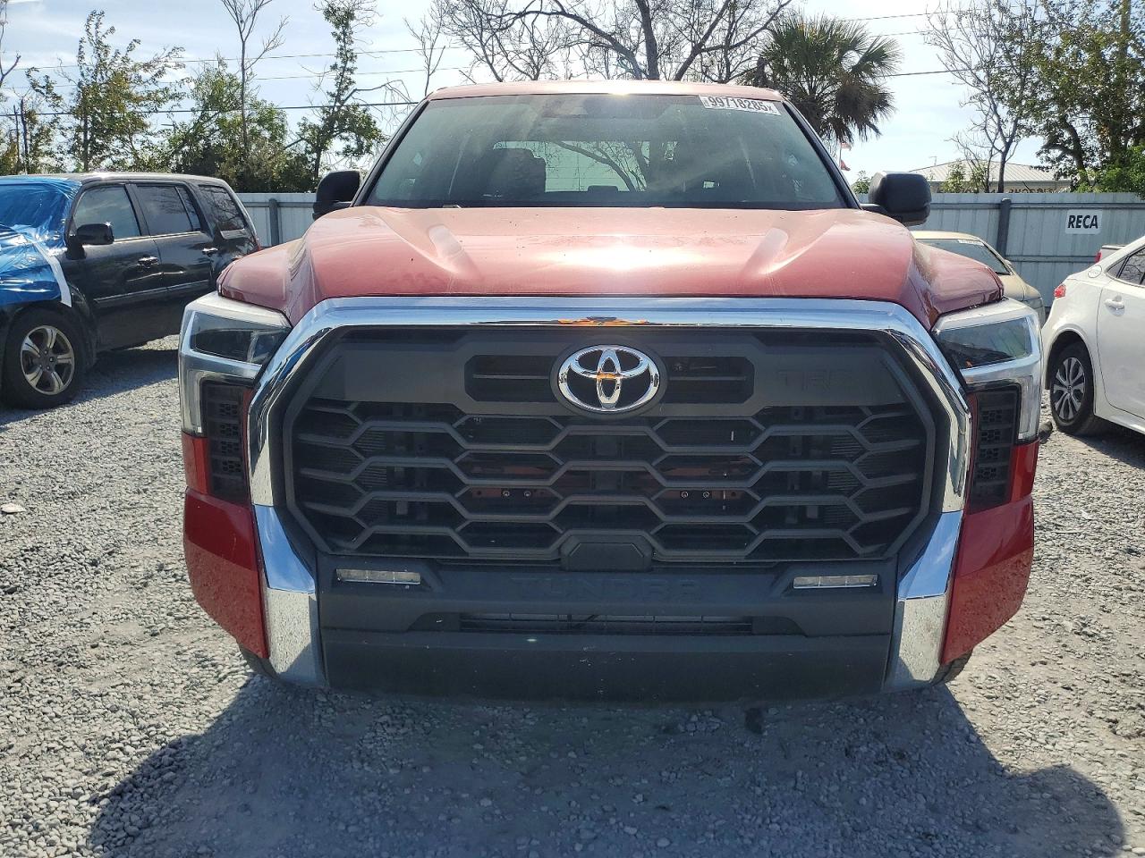 2024 TOYOTA TUNDRA SR5