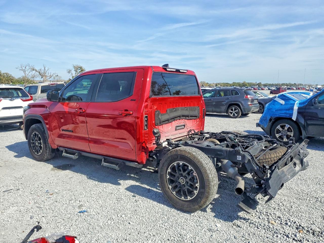2024 TOYOTA TUNDRA SR5