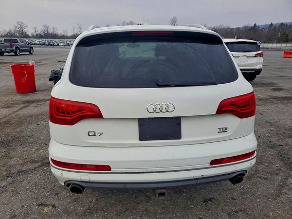 2015 AUDI Q7 Prestige