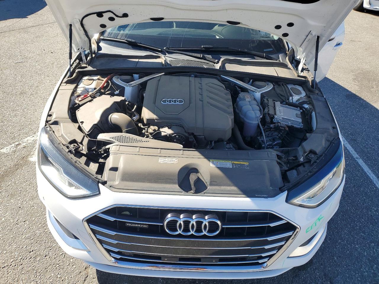 2022 AUDI A4 quattro Premium