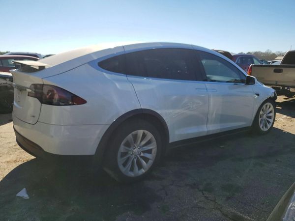 2018 TESLA MODEL X