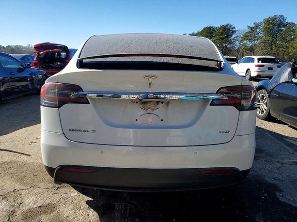 2018 TESLA MODEL X