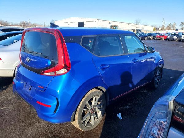 2021 KIA SOUL