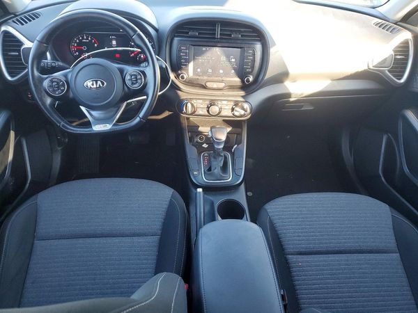 2021 KIA SOUL