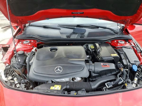 2016 MERCEDES-BENZ CLA