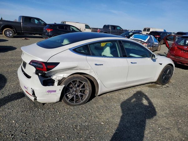 2019 TESLA MODEL 3