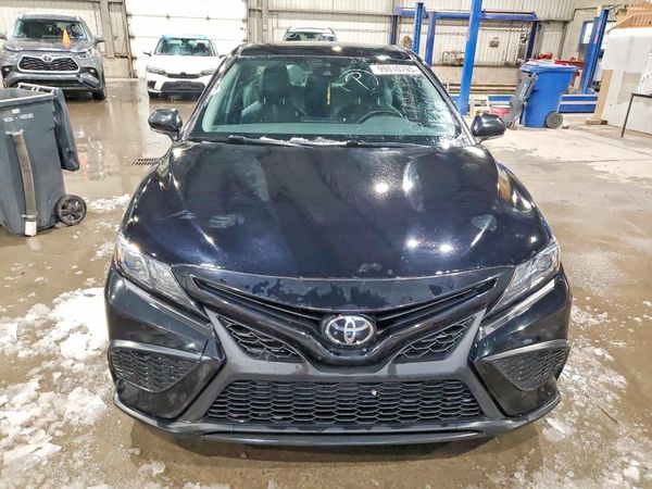 2022 TOYOTA CAMRY