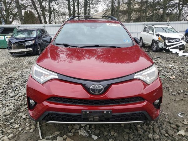 2018 TOYOTA RAV4 SE