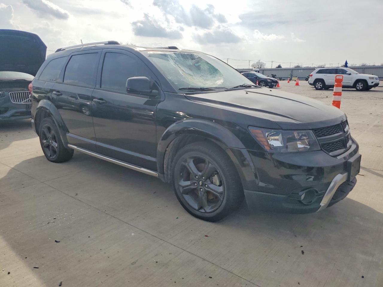 2019 DODGE JOURNEY Crossroad