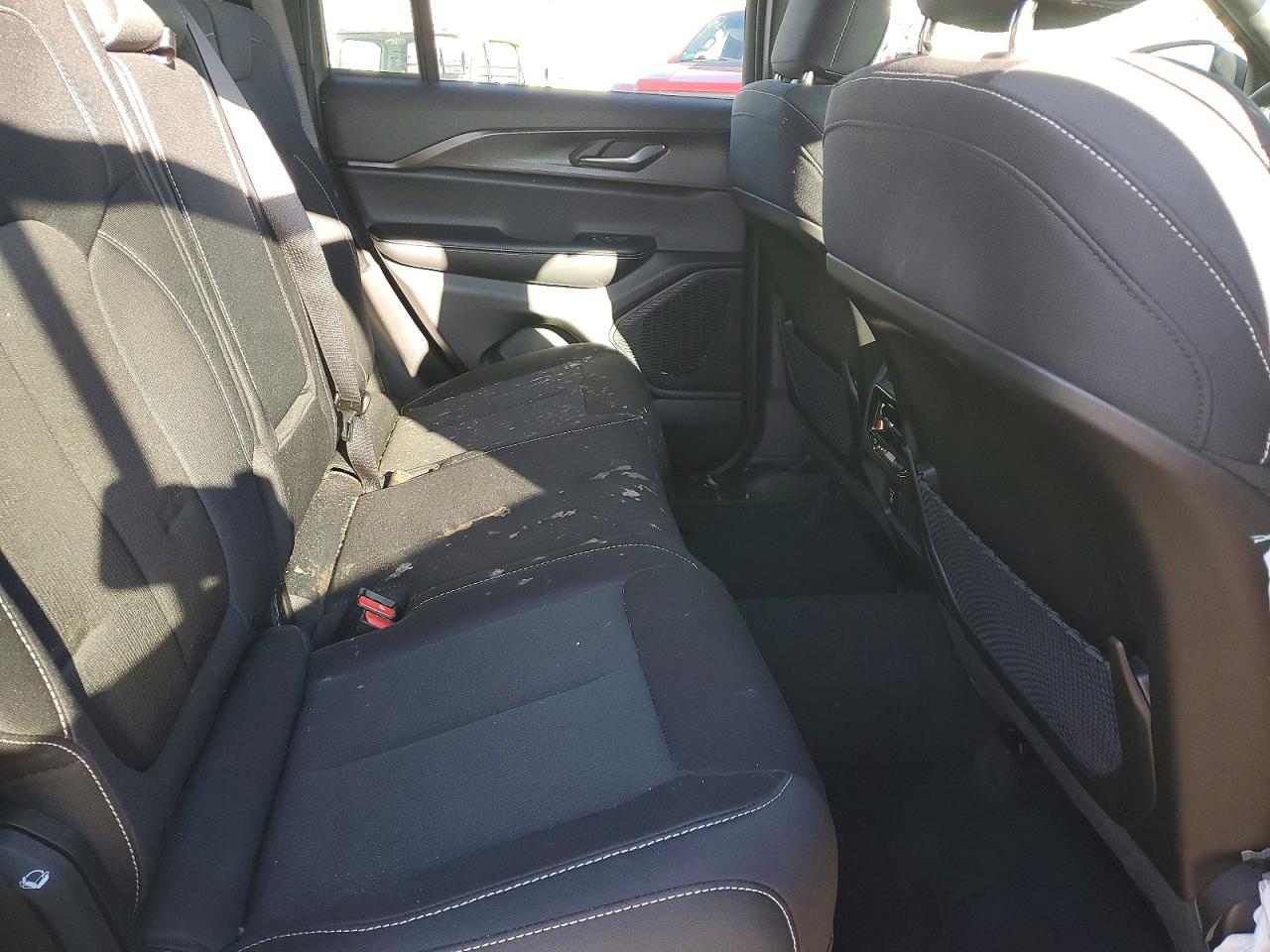 2025 JEEP GRAND CHEROKEE Laredo, Altitude