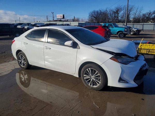 2017 TOYOTA COROLLA