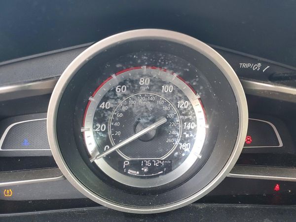 2015 MAZDA 3 SV/Base