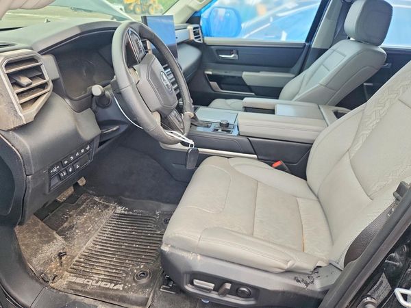 2023 TOYOTA SEQUOIA