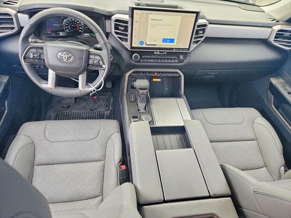 2023 TOYOTA SEQUOIA
