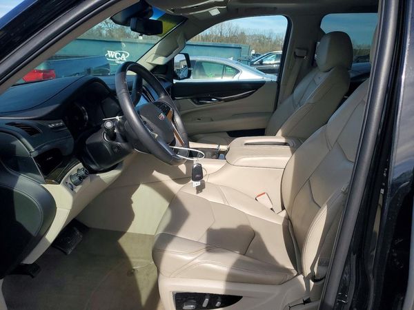 2018 CADILLAC ESCALADE