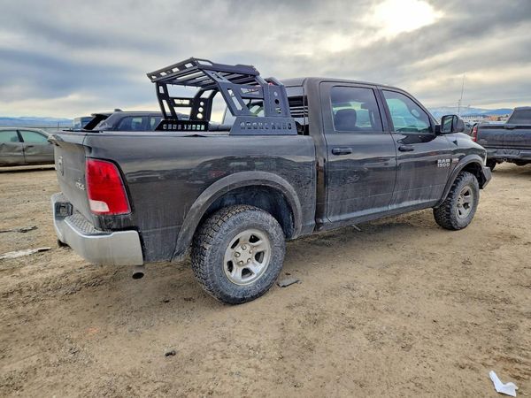 2014 RAM 1500 SLT CREW CAB 4X4