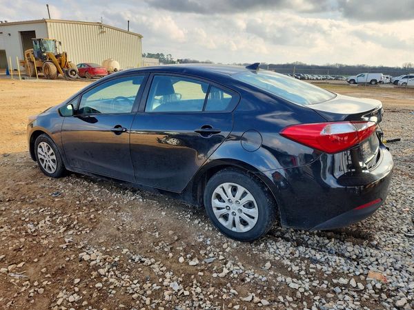 2016 KIA FORTE GL (Middle-Low Grade)