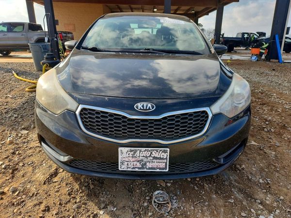 2016 KIA FORTE GL (Middle-Low Grade)