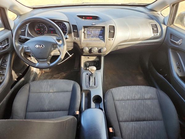 2016 KIA FORTE GL (Middle-Low Grade)