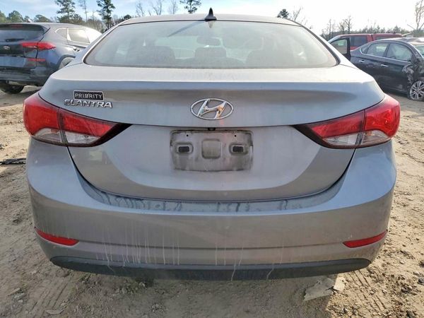 2015 HYUNDAI ELANTRA
