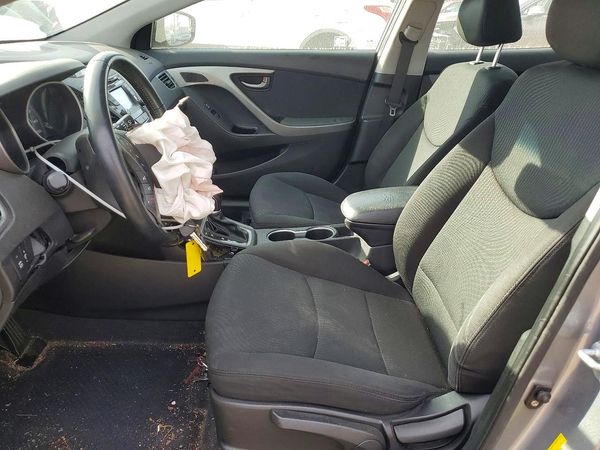 2015 HYUNDAI ELANTRA