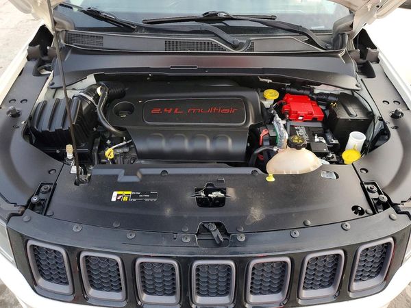 2019 JEEP COMPASS Trailhawk