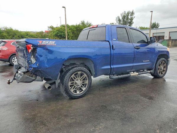 2015 TOYOTA TUNDRA
