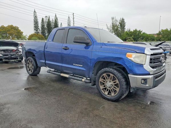 2015 TOYOTA TUNDRA