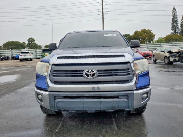 2015 TOYOTA TUNDRA