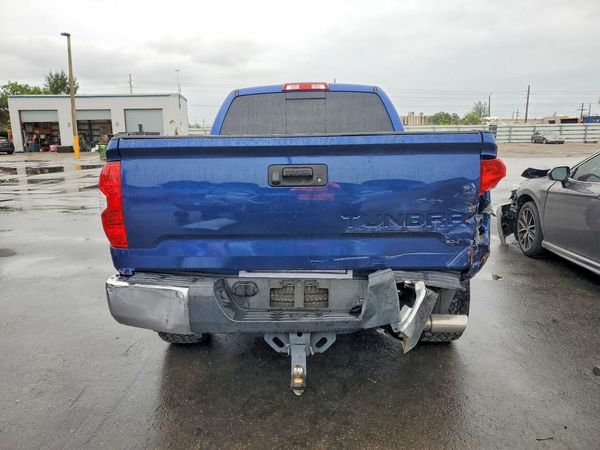 2015 TOYOTA TUNDRA