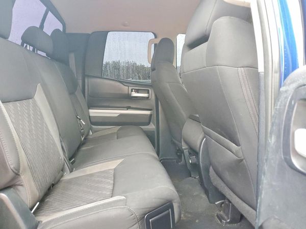 2015 TOYOTA TUNDRA