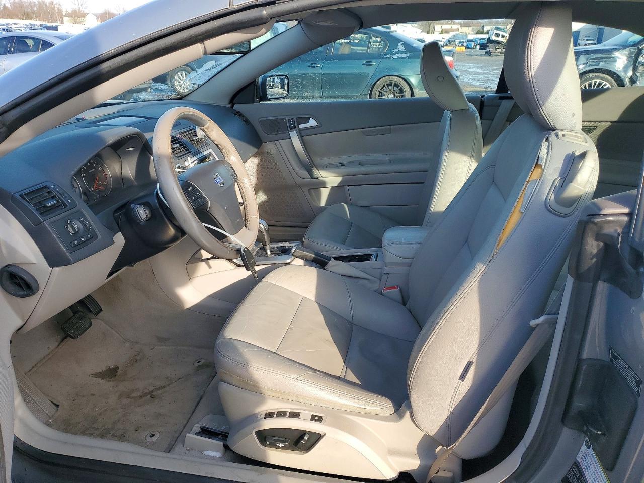 2007 VOLVO C70