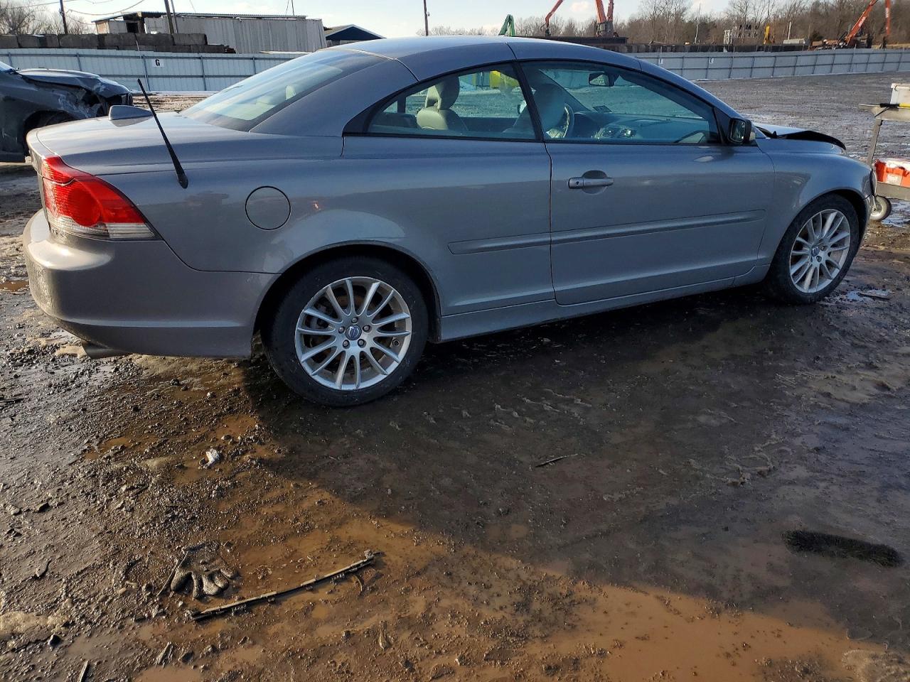 2007 VOLVO C70